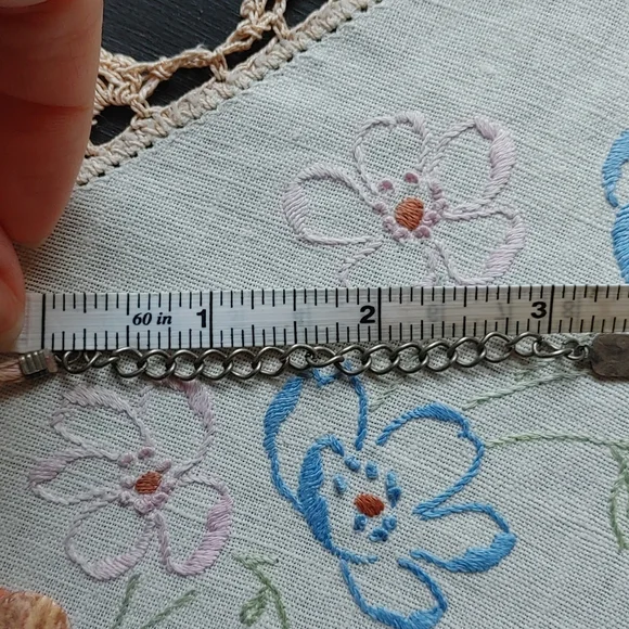 ♦️3 for $15 Pink button shell necklace - Picture 8 of 9